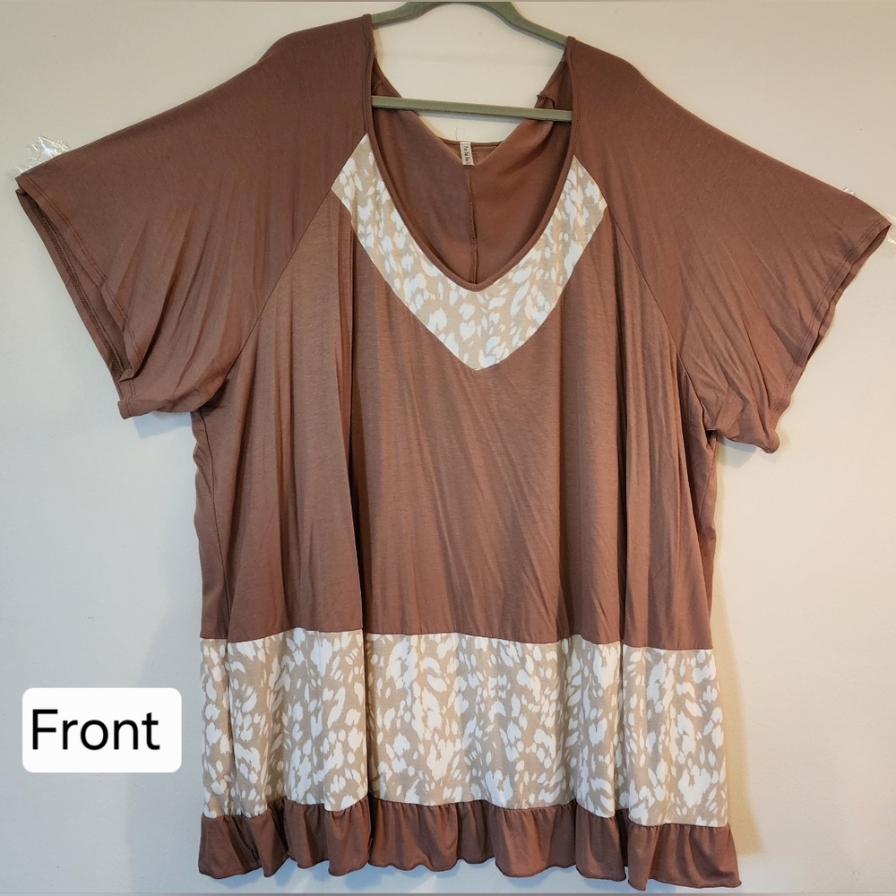 WOMEN'S PLUS SIZE 6X ANIMAL PRINT RUFFLED HEM TOP, NWOT